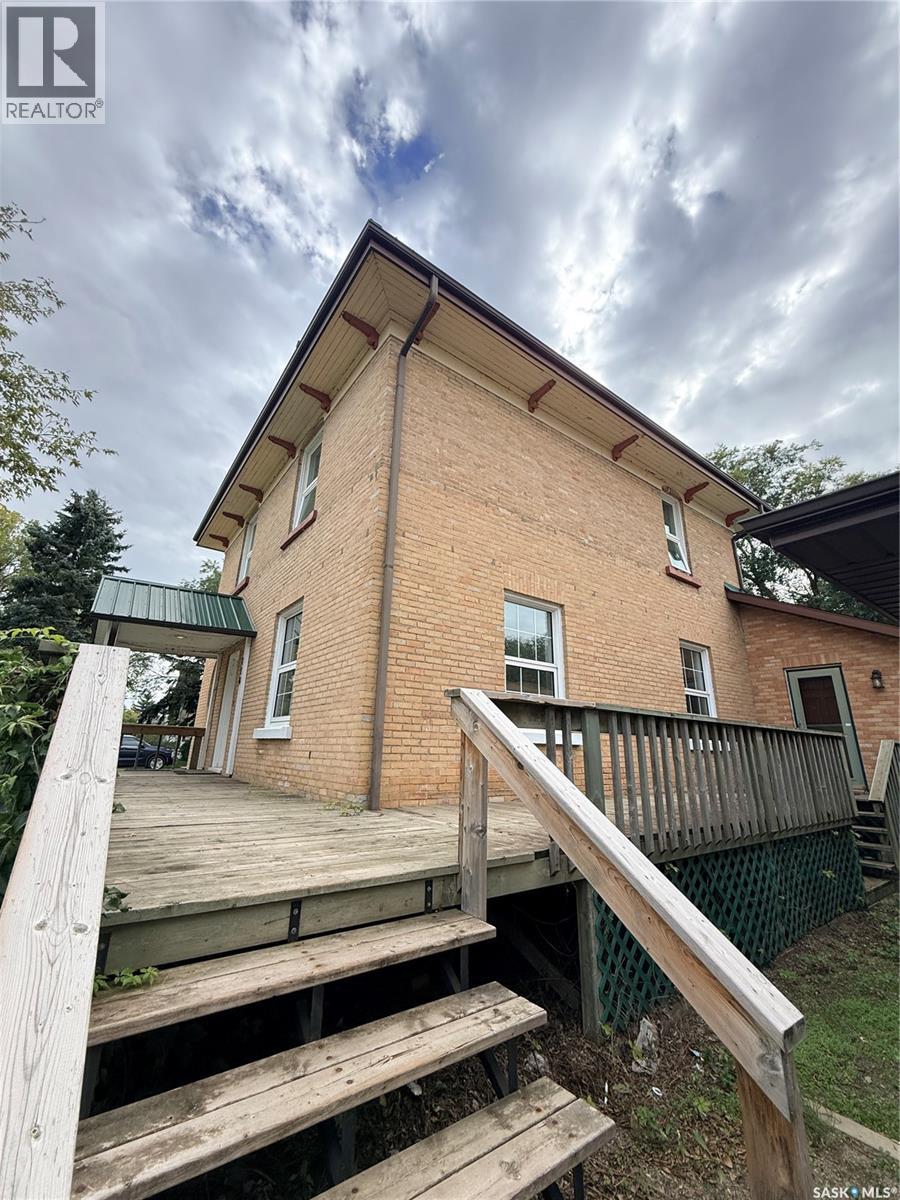 114 Second Street S, Carnduff, Saskatchewan  S0C 0S0 - Photo 5 - SK048309
