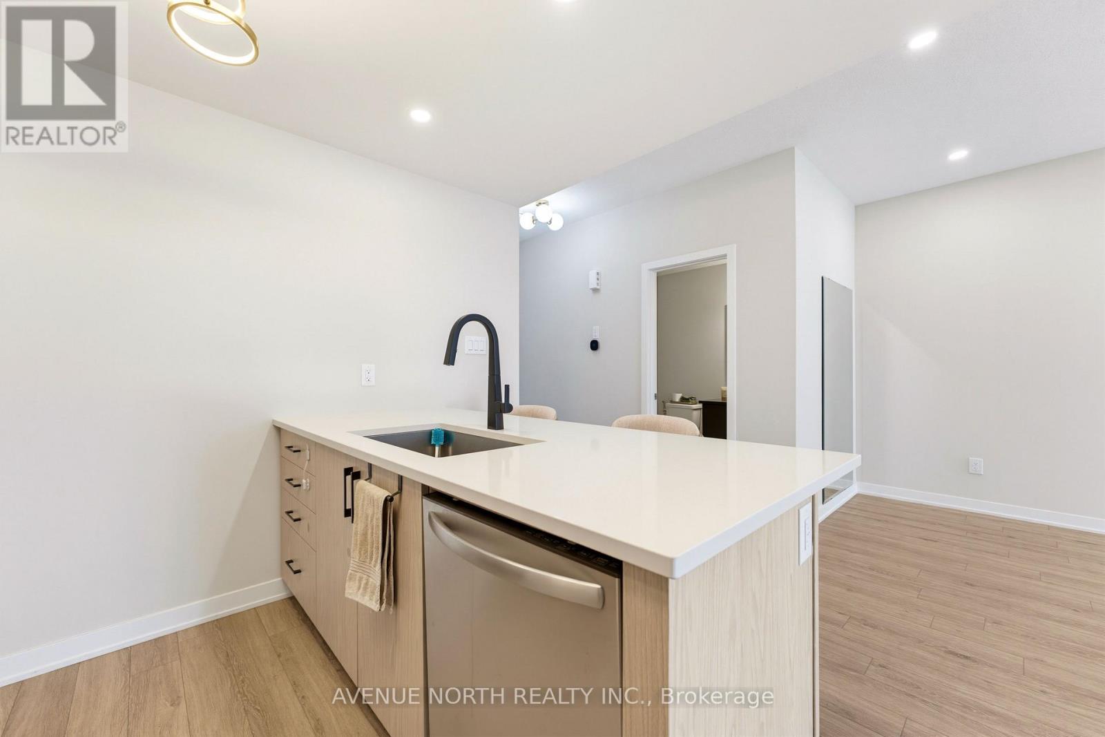 606 Parnian Private, Ottawa, Ontario  K2J 7K6 - Photo 13 - X13775758