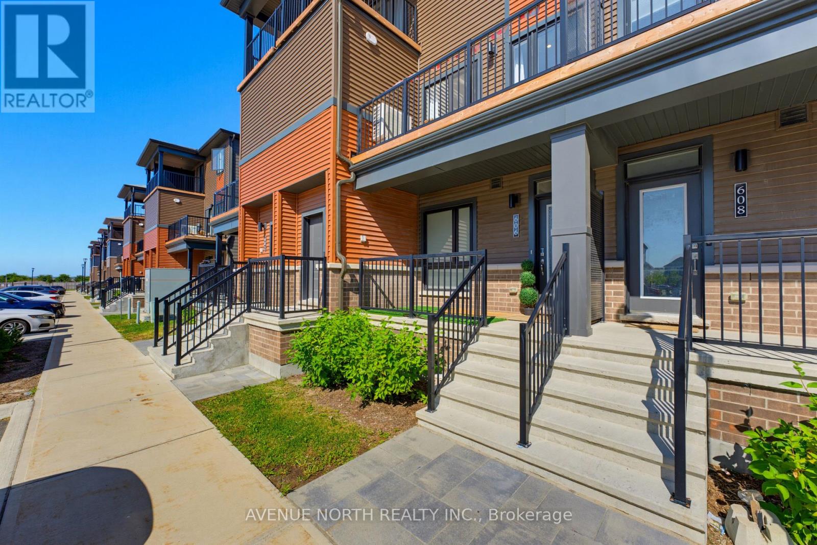 606 Parnian Private, Ottawa, Ontario  K2J 7K6 - Photo 4 - X13775758