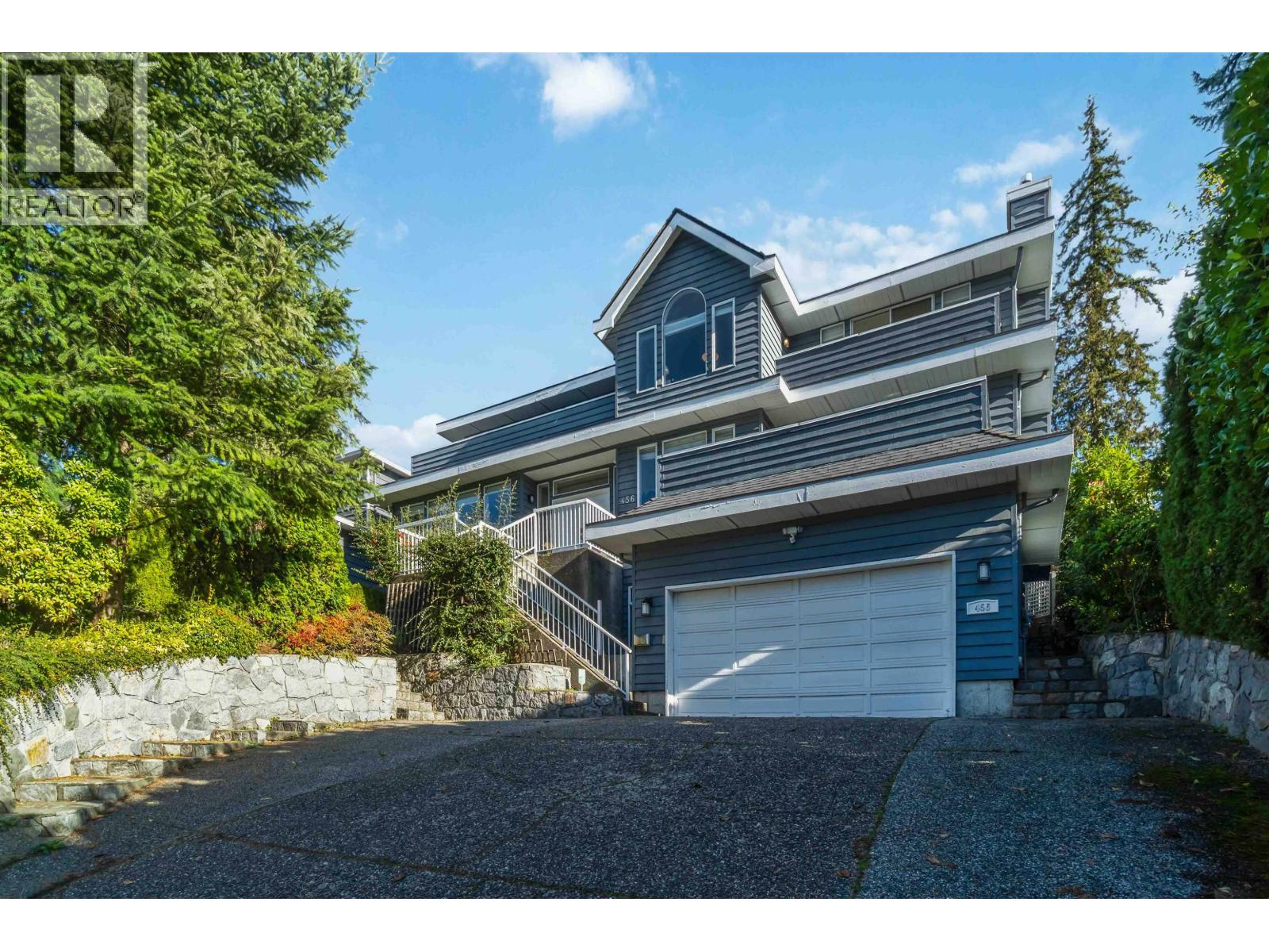 456 Montroyal Boulevard, North Vancouver, British Columbia  V7N 3E1 - Photo 1 - R3164078