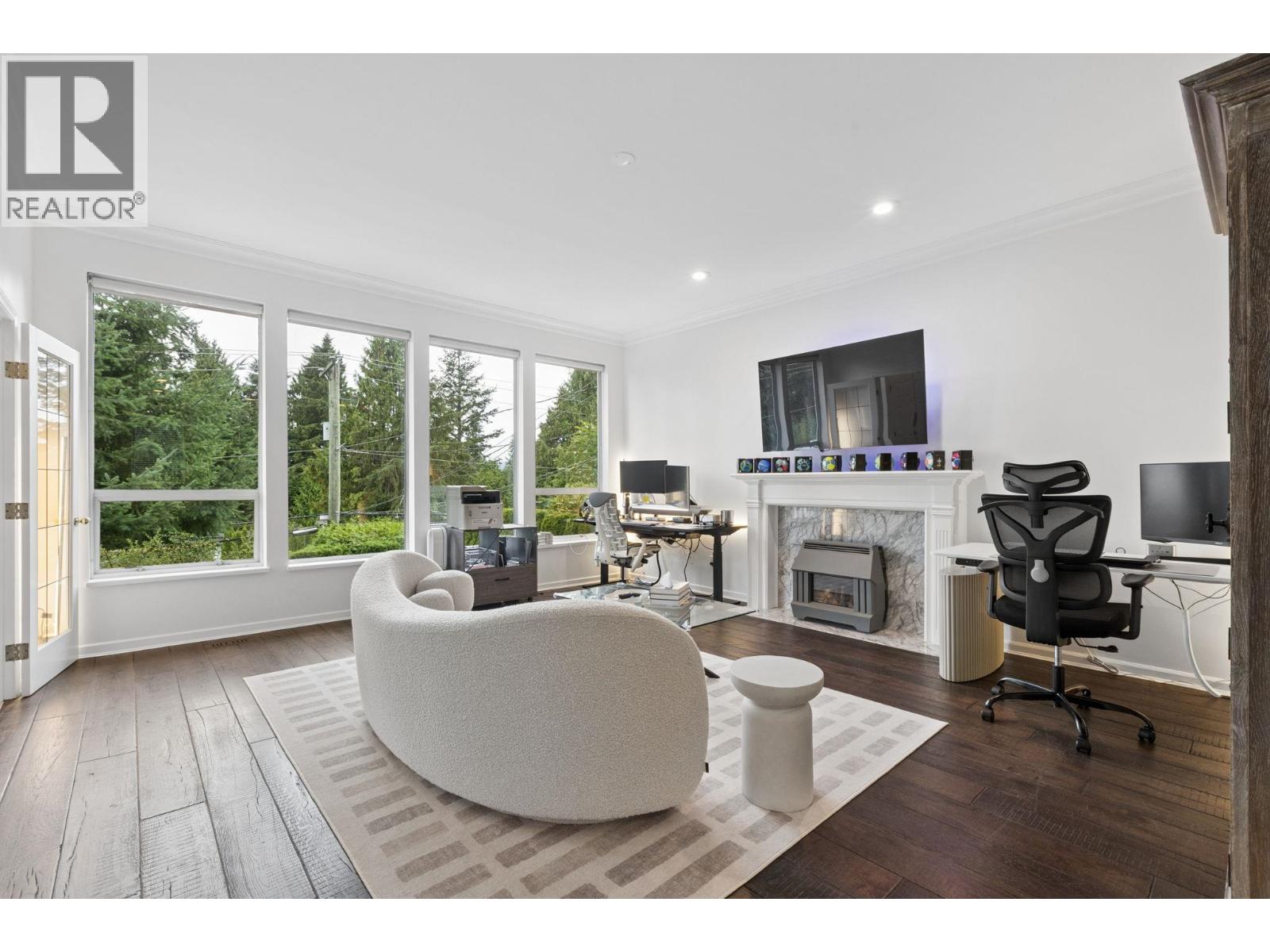 456 Montroyal Boulevard, North Vancouver, British Columbia  V7N 3E1 - Photo 8 - R3164078
