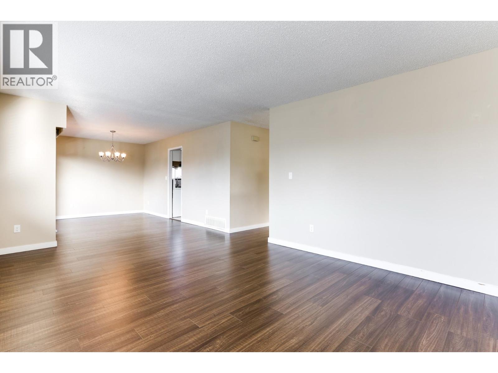 11160 Barkentine Place, Richmond, British Columbia  V7E 4R1 - Photo 6 - R3163243