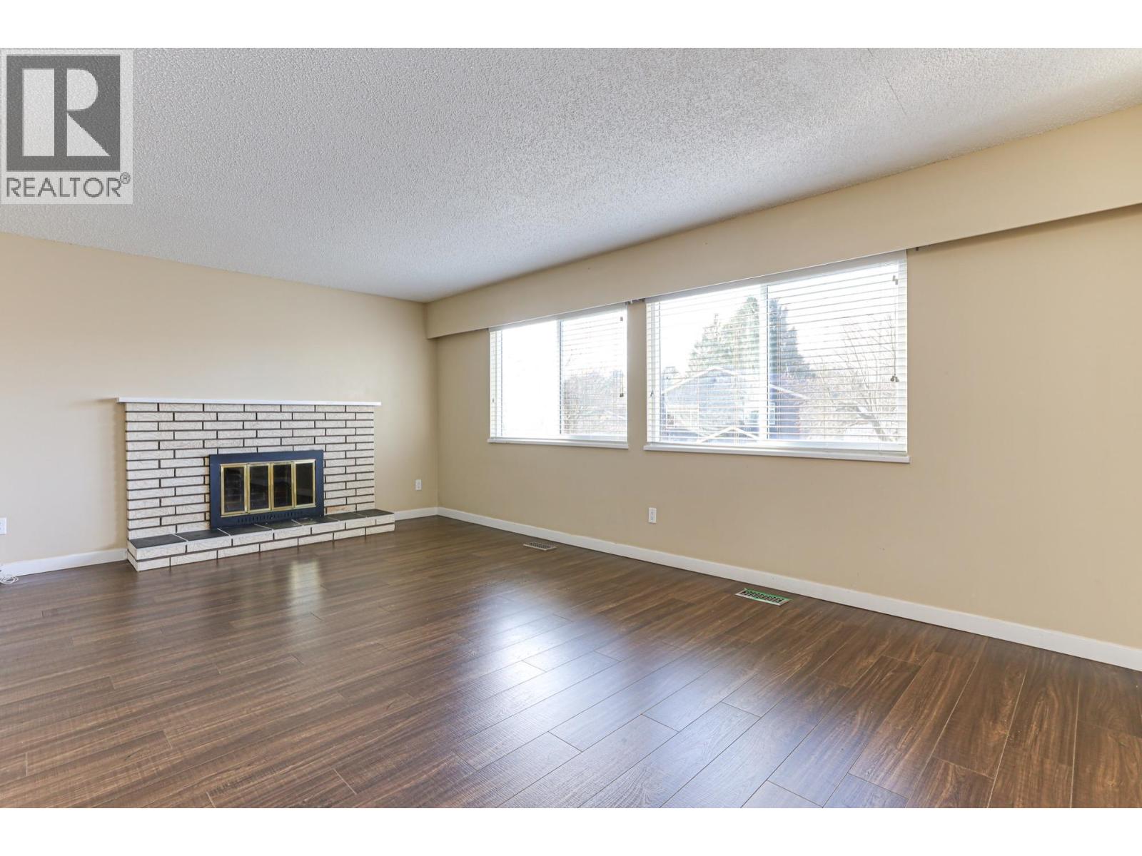 11160 Barkentine Place, Richmond, British Columbia  V7E 4R1 - Photo 3 - R3163243