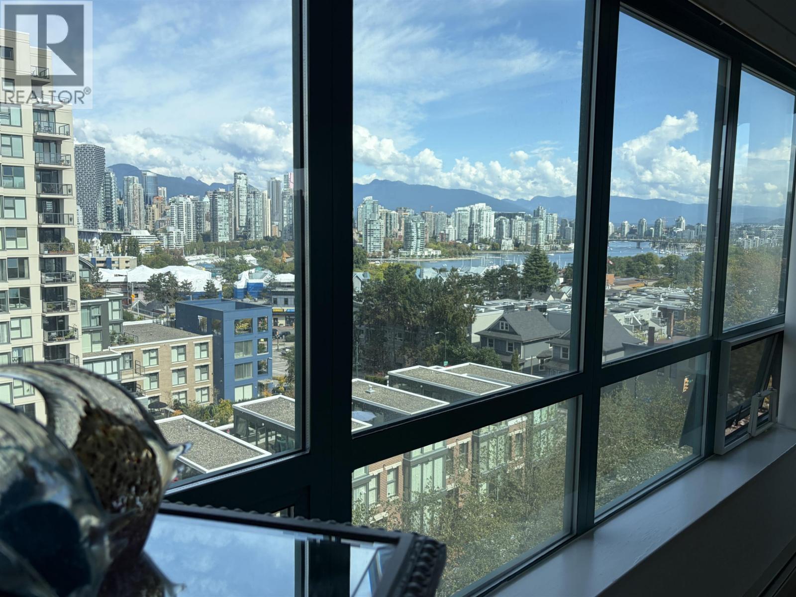 803 1438 W 7th Avenue, Vancouver, British Columbia  V6H 1C1 - Photo 2 - R3164177