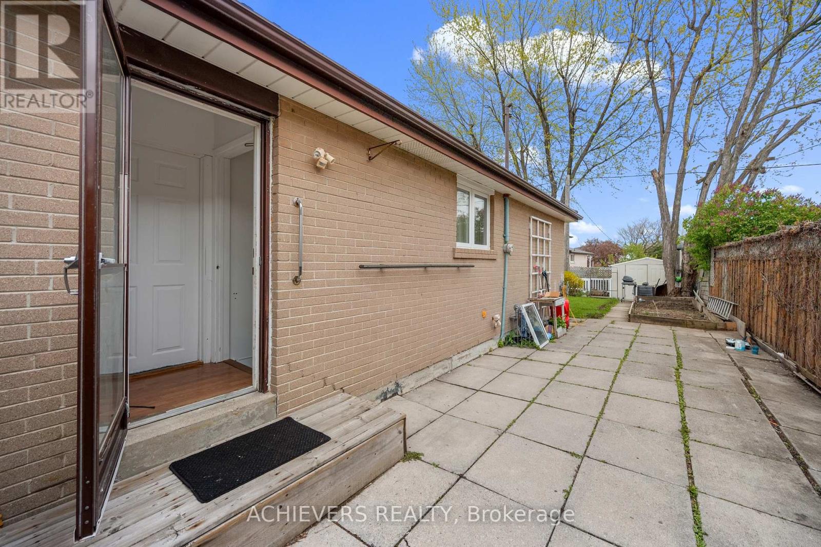 39 Danesbury Crescent, Brampton, Ontario  L6T 1T2 - Photo 40 - W13775820