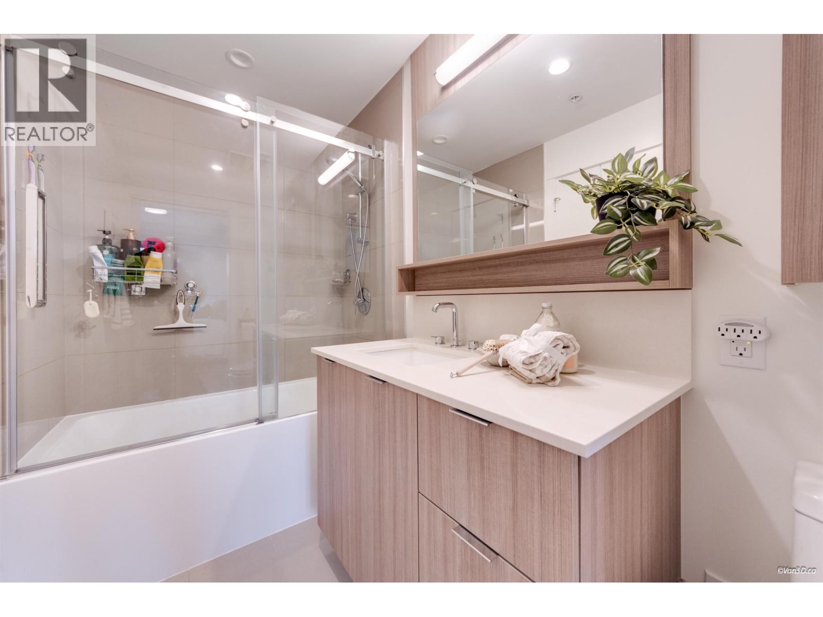 120 750 Dogwood Street, Coquitlam, British Columbia  V3J 0K6 - Photo 11 - R3162072