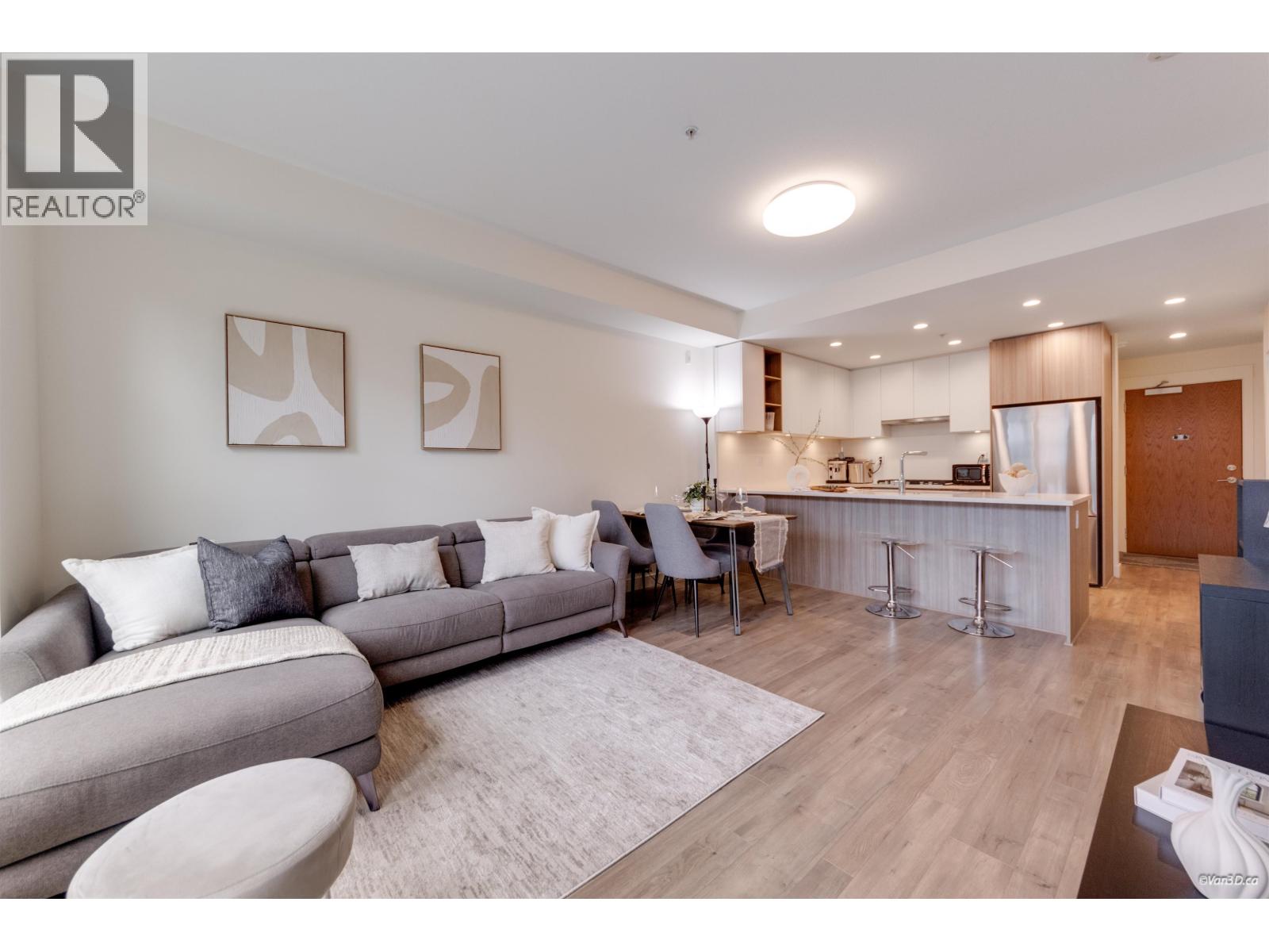 120 750 Dogwood Street, Coquitlam, British Columbia  V3J 0K6 - Photo 1 - R3162072