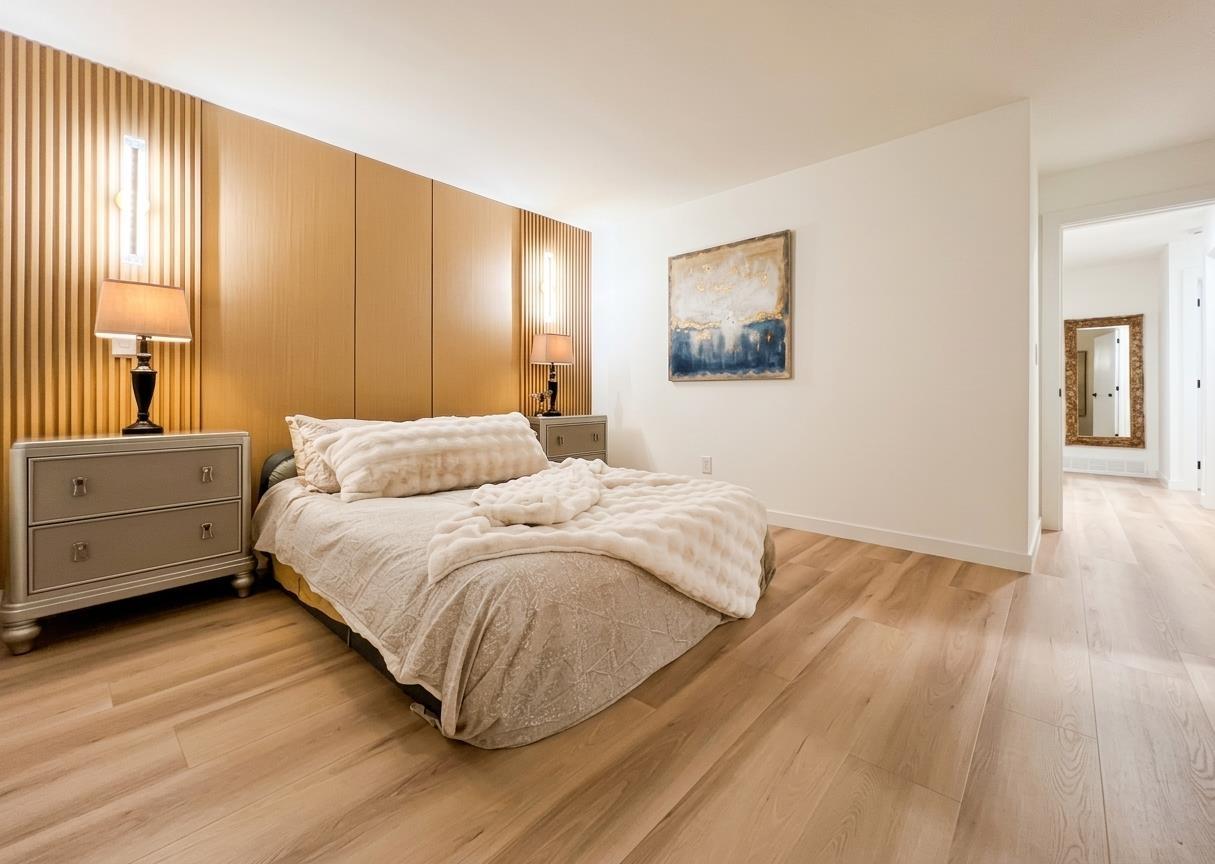 15092 19a Avenue, Surrey, British Columbia  V4A 7G8 - Photo 2 - R3164463