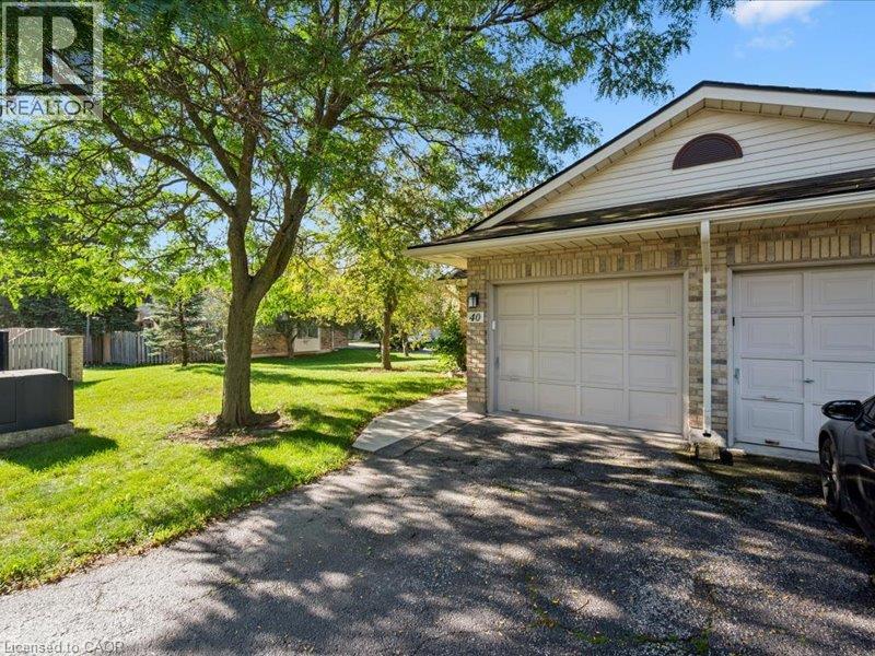 375 Kingscourt Drive Unit# 40, Waterloo, Ontario  N2K 3N7 - Photo 2 - 40861712