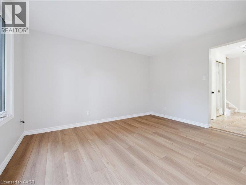 375 Kingscourt Drive Unit# 40, Waterloo, Ontario  N2K 3N7 - Photo 10 - 40861712