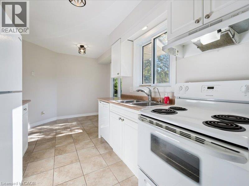 375 Kingscourt Drive Unit# 40, Waterloo, Ontario  N2K 3N7 - Photo 20 - 40861712
