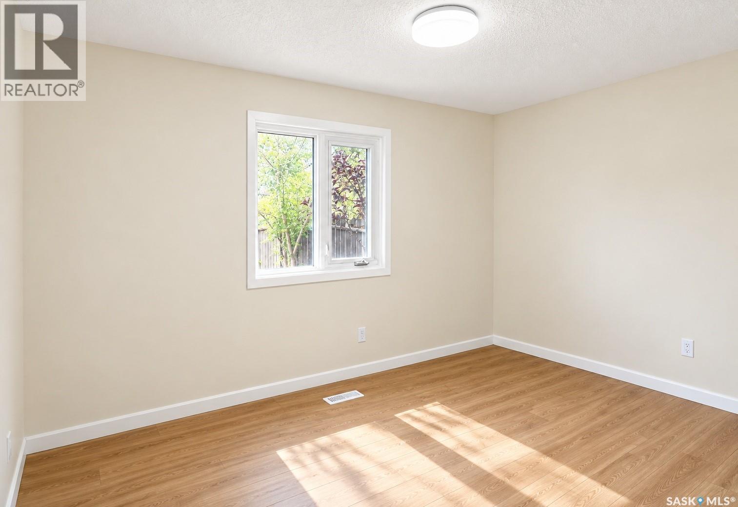 910 Devonshire Drive N, Regina, Saskatchewan  S4X 2L8 - Photo 18 - SK047657