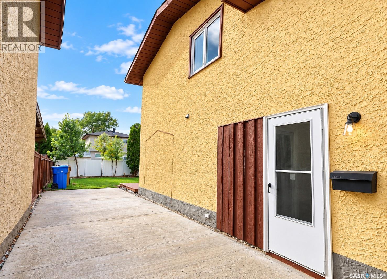 910 Devonshire Drive N, Regina, Saskatchewan  S4X 2L8 - Photo 35 - SK047657