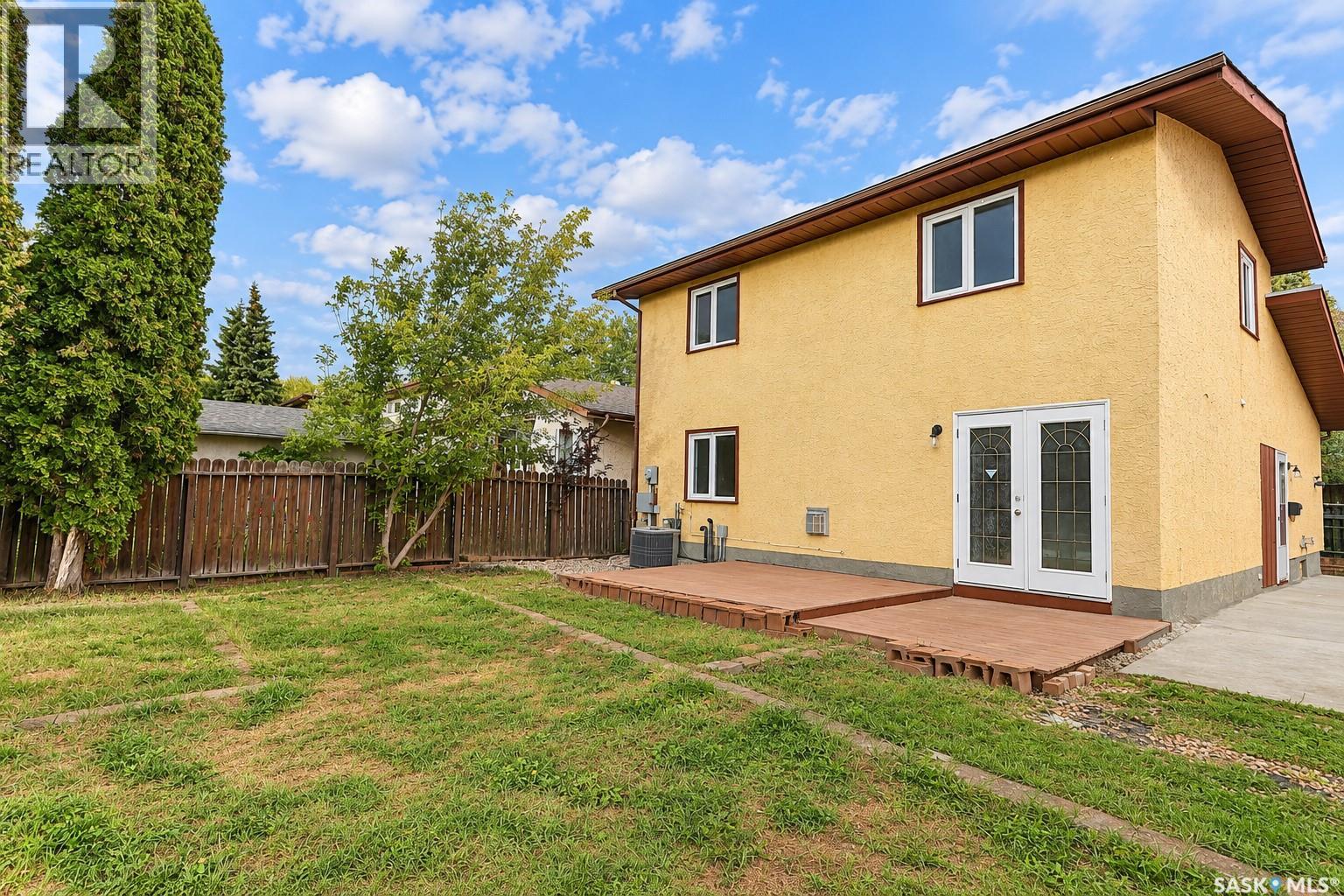 910 Devonshire Drive N, Regina, Saskatchewan  S4X 2L8 - Photo 37 - SK047657