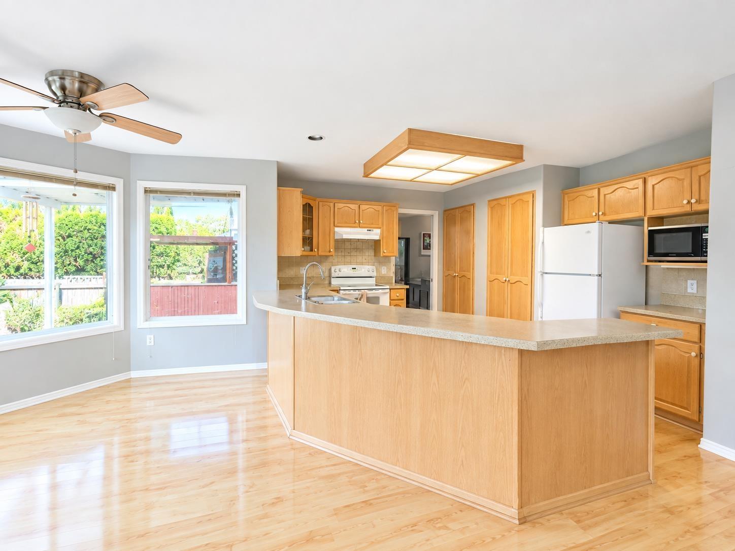 216xx 45 Avenue, Langley, British Columbia  V3A 8E5 - Photo 4 - R3164683