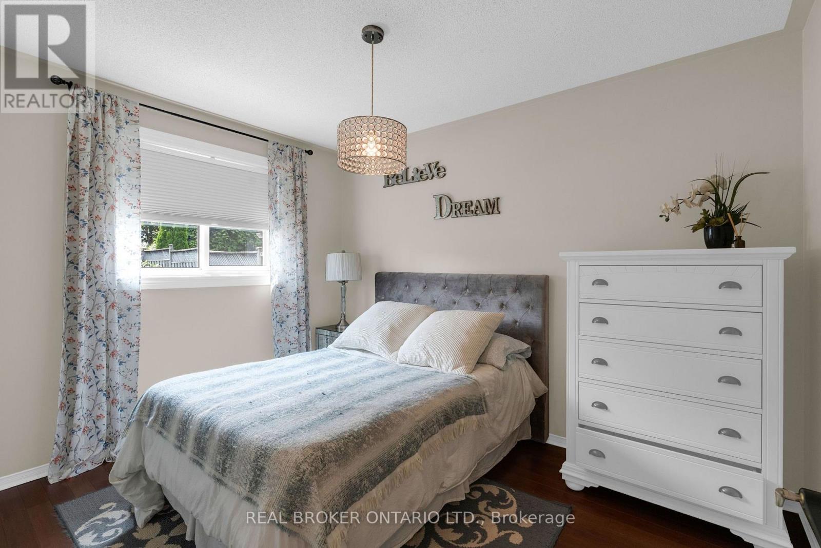 10 Wismer Avenue, Barrie, Ontario  L4N 7X8 - Photo 15 - S13589228