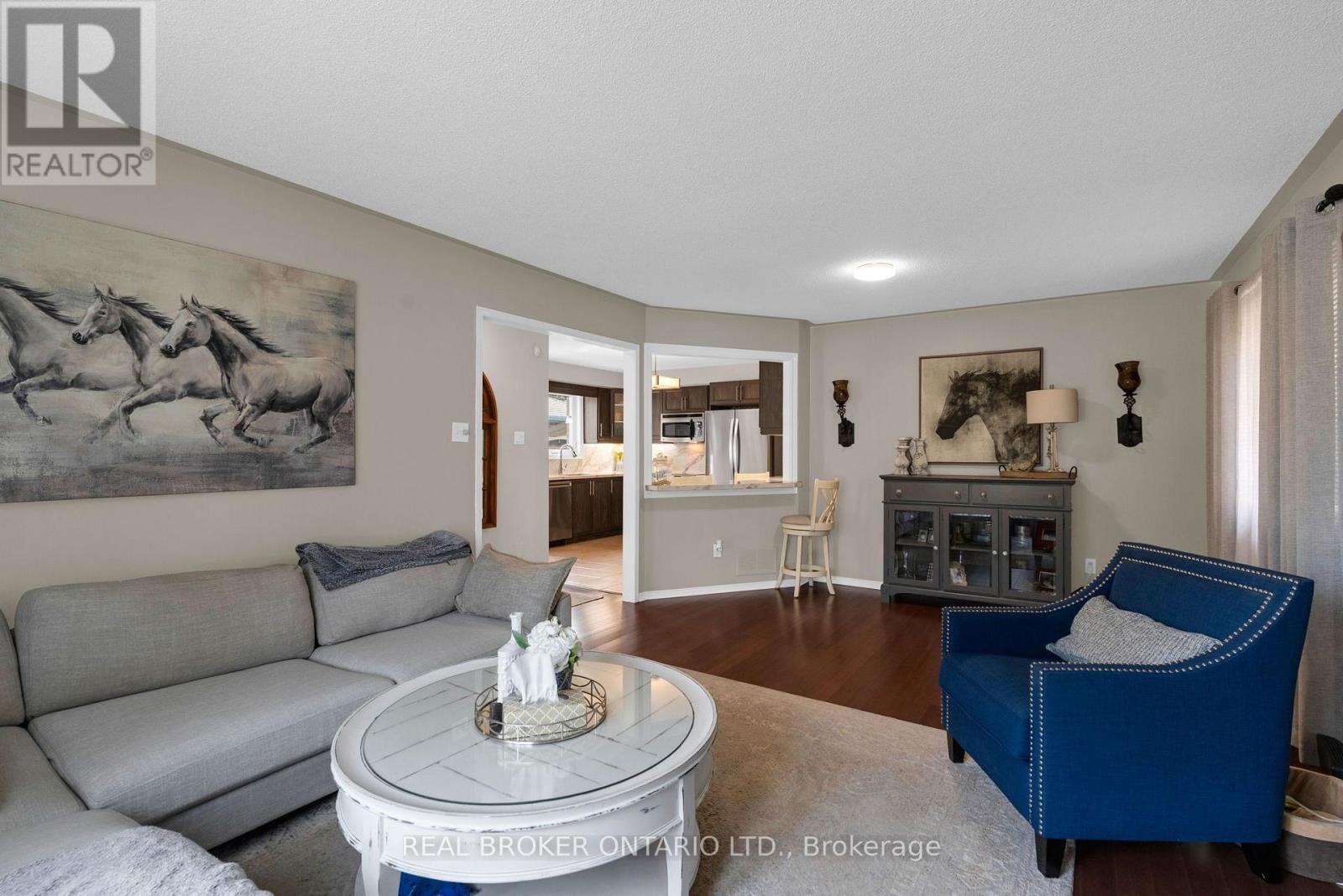 10 Wismer Avenue, Barrie, Ontario  L4N 7X8 - Photo 6 - S13589228