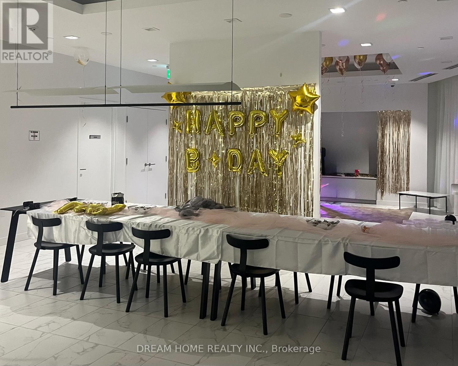 1226 - 230 Simcoe Street, Toronto, Ontario  M5T 1T4 - Photo 12 - C13774256
