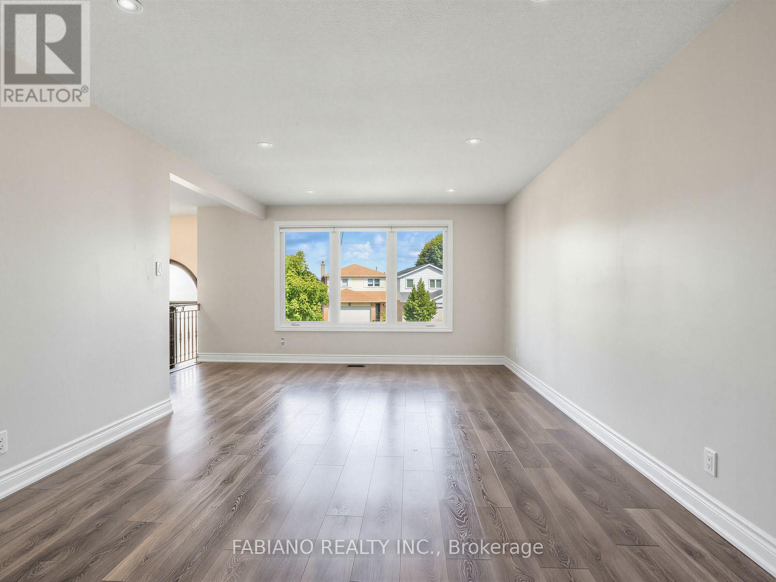Main - 383 Britannia Avenue, Bradford West Gwillimbury, Ontario  L3Z 2C8 - Photo 11 - N13751644