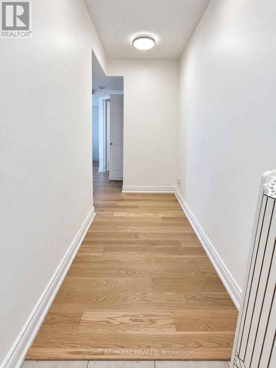 2214 - 17 Barberry Place E, Toronto, Ontario  M2K 3E2 - Photo 3 - C13775854