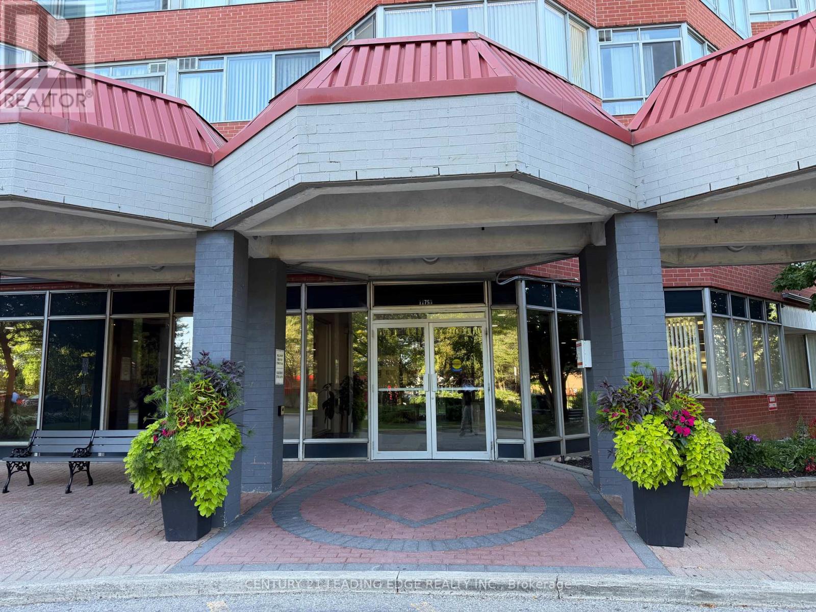 422 - 11753 Sheppard Avenue E, Toronto, Ontario  M1B 5M3 - Photo 2 - E13775862