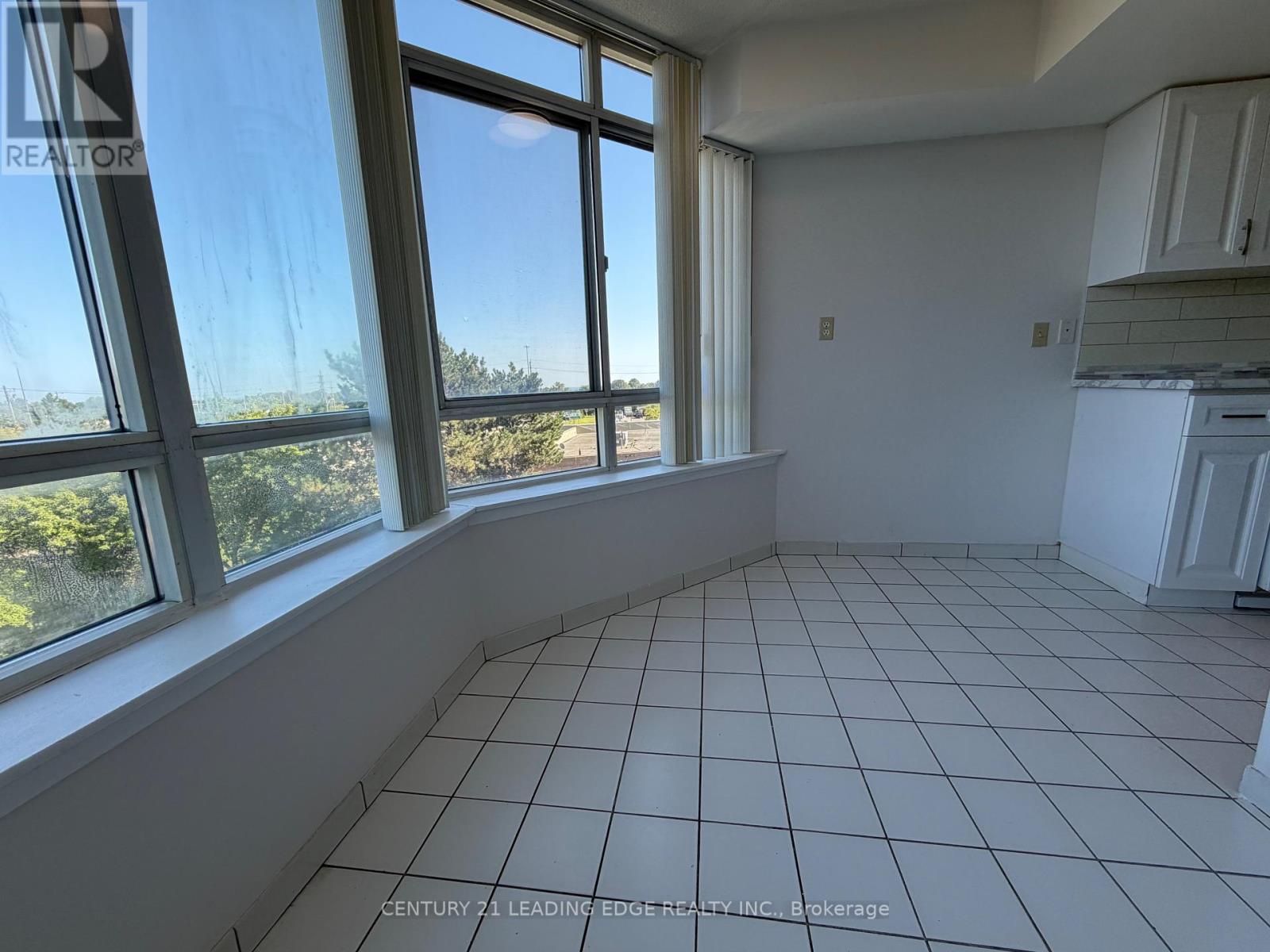 422 - 11753 Sheppard Avenue E, Toronto, Ontario  M1B 5M3 - Photo 5 - E13775862