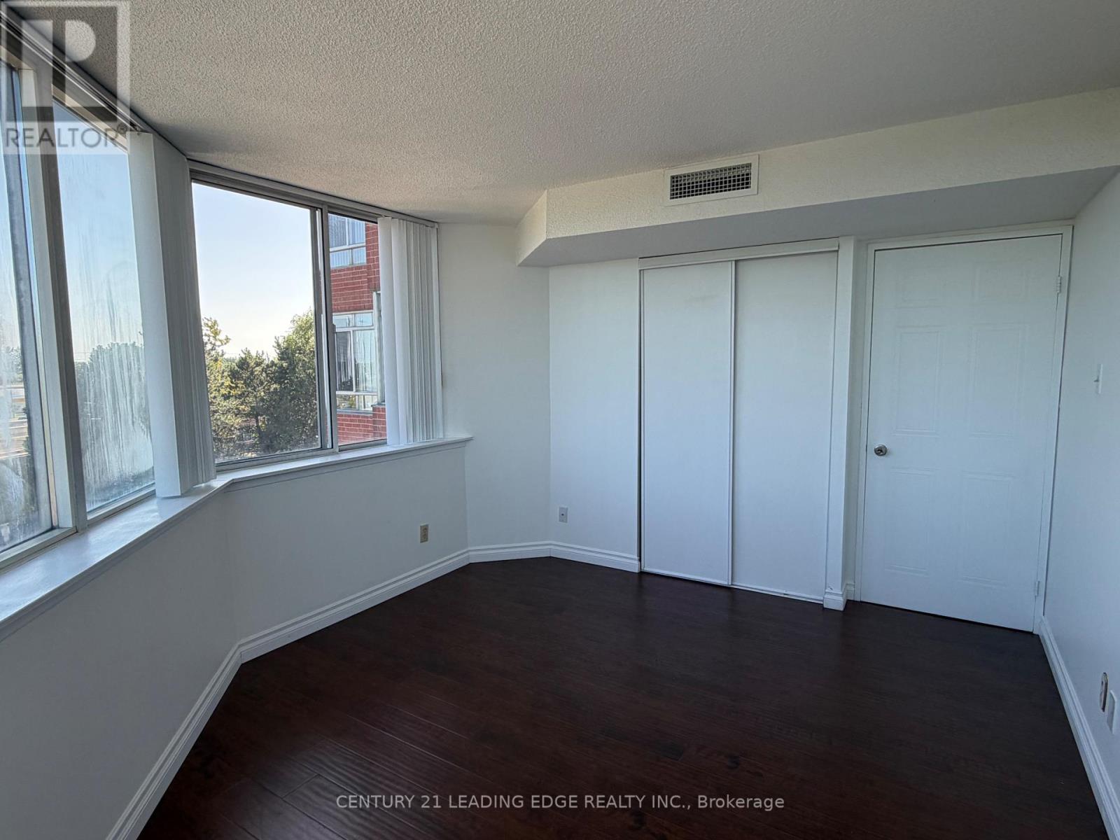 422 - 11753 Sheppard Avenue E, Toronto, Ontario  M1B 5M3 - Photo 8 - E13775862