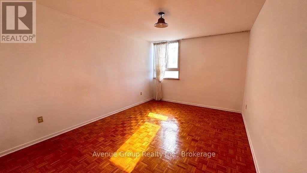 307 - 1 Massey Square, Toronto, Ontario  M4C 5L4 - Photo 14 - E13775866