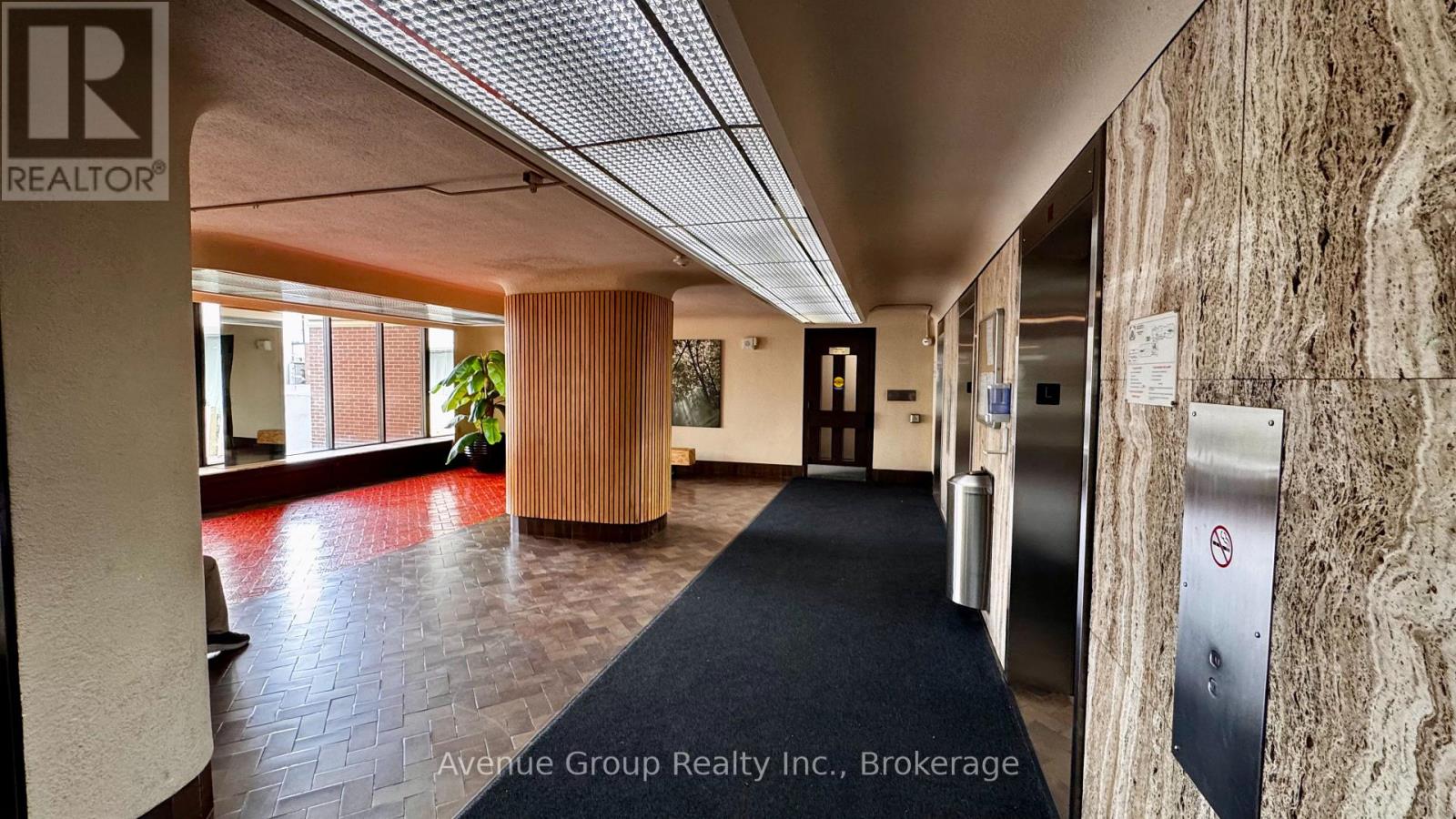 307 - 1 Massey Square, Toronto, Ontario  M4C 5L4 - Photo 3 - E13775866