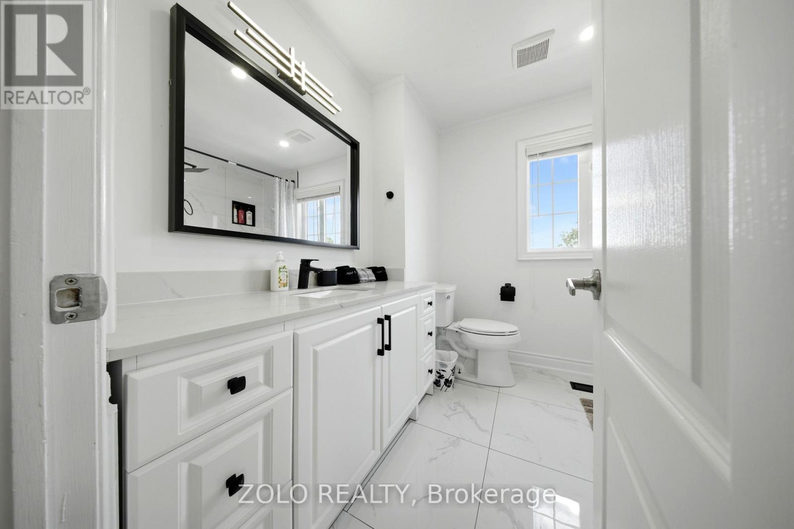 106 Rosanna Crescent, Vaughan, Ontario  L6A 3E3 - Photo 28 - N13775880