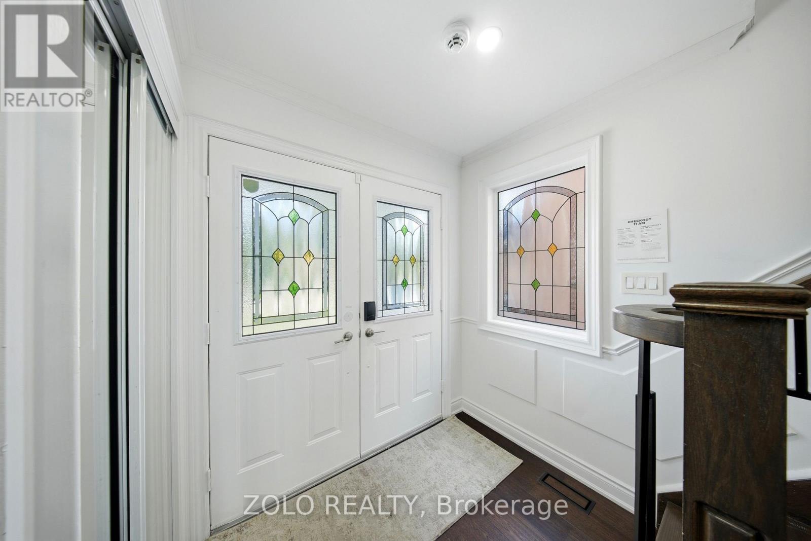 106 Rosanna Crescent, Vaughan, Ontario  L6A 3E3 - Photo 4 - N13775880