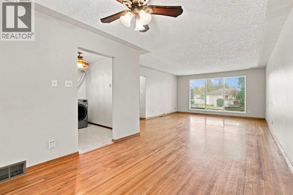 529 28 Avenue NW, Calgary, Alberta  T2M 2K9 - Photo 7 - A2344849