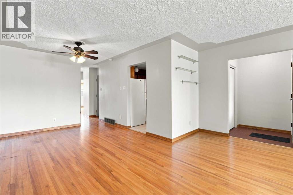 529 28 Avenue NW, Calgary, Alberta  T2M 2K9 - Photo 8 - A2344849