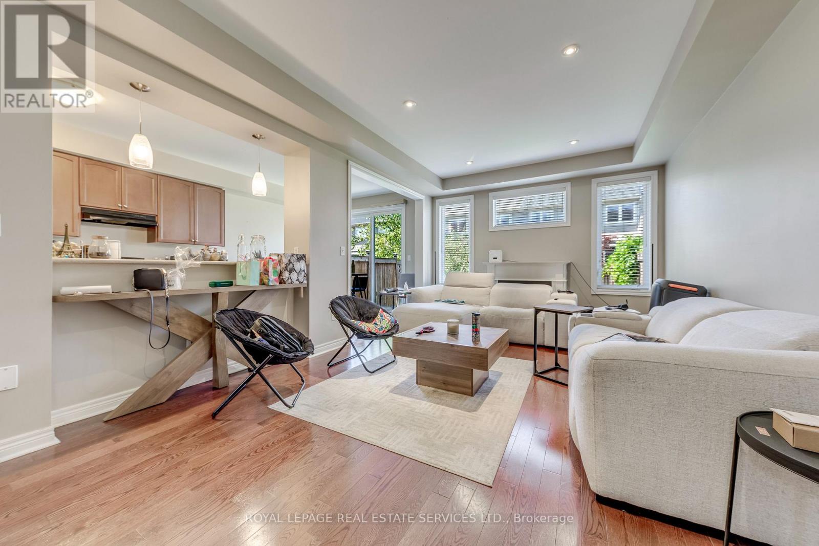 24 - 2019 Trawden Way, Oakville, Ontario  L6M 0M3 - Photo 8 - W13775918