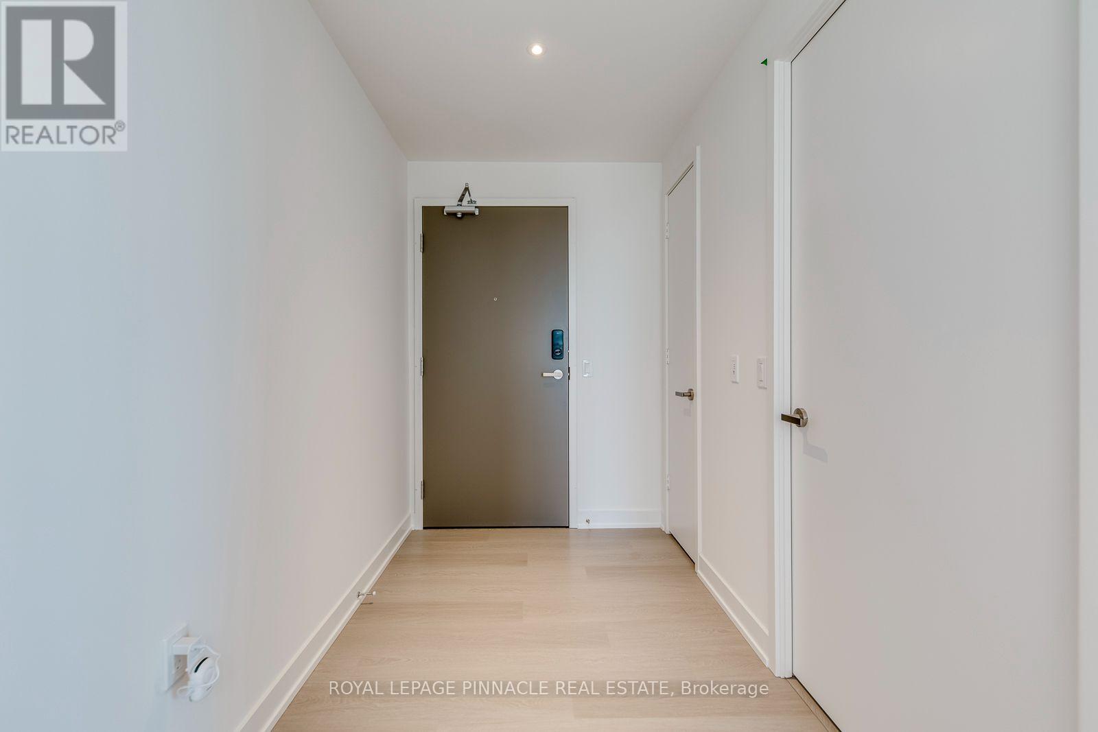 5505 - 448 Burnhamthorpe Road, Mississauga, Ontario  L5B 0R4 - Photo 8 - W13773022