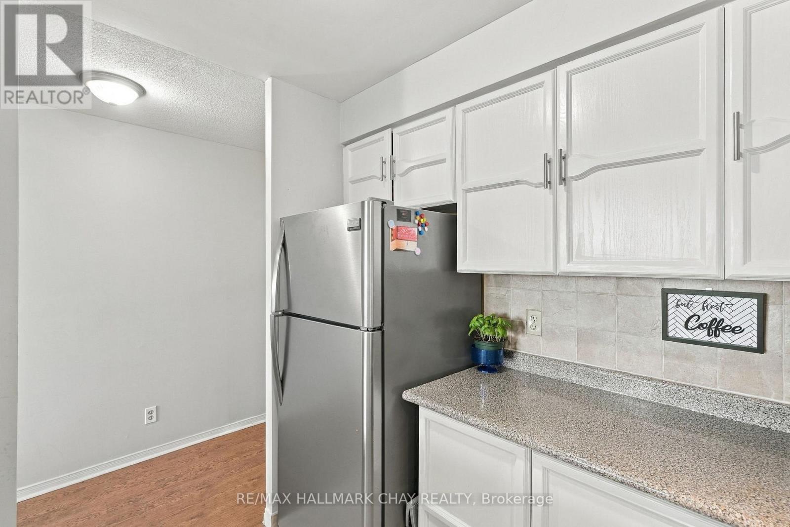 710 - 150 Dunlop Street E, Barrie, Ontario  L4M 6H1 - Photo 10 - S13775286