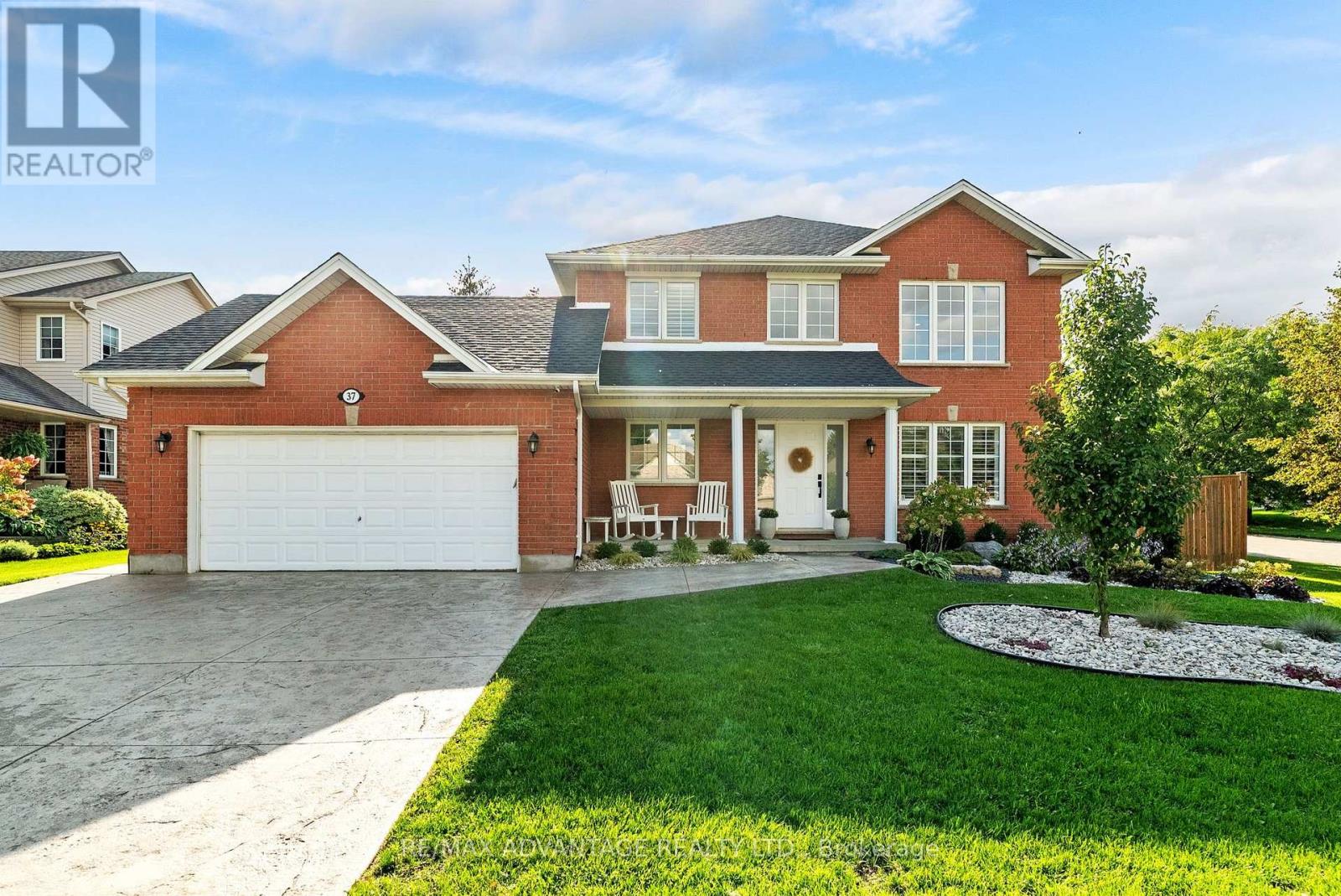 37 CALVERT LANE, Middlesex Centre, Ontario