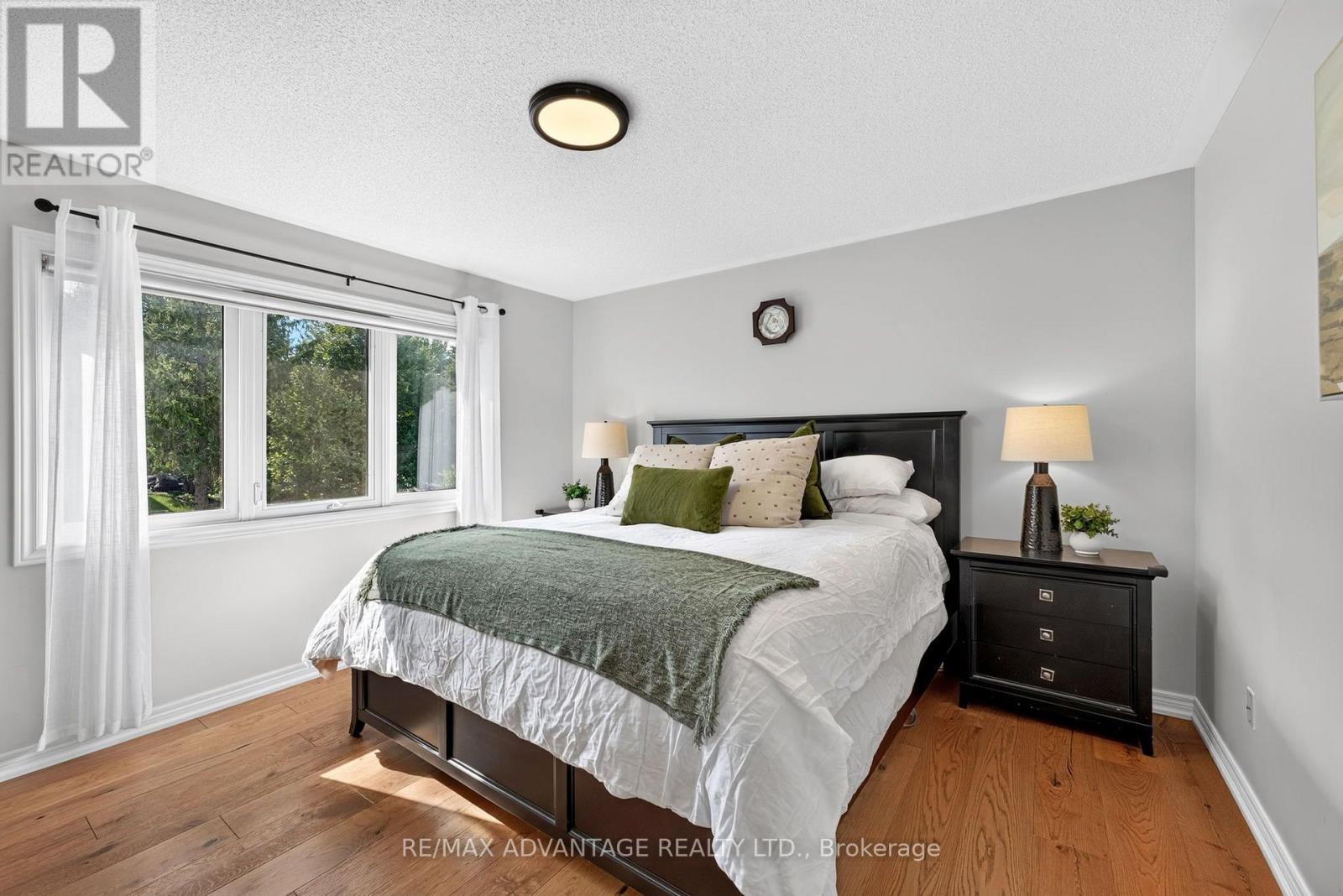 37 Calvert Lane, Middlesex Centre, Ontario  N0M 2A0 - Photo 27 - X13775940