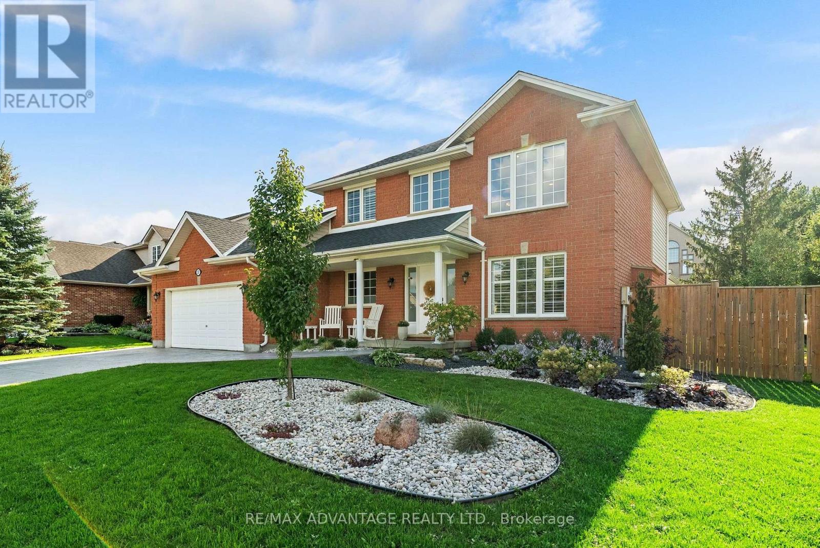 37 Calvert Lane, Middlesex Centre, Ontario  N0M 2A0 - Photo 3 - X13775940