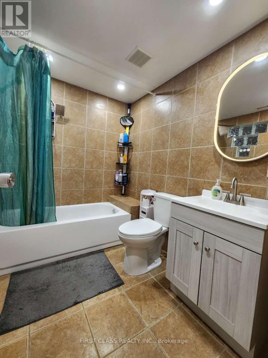 449 Alex Doner Drive, Newmarket, Ontario  L3X 1C3 - Photo 49 - N13775952