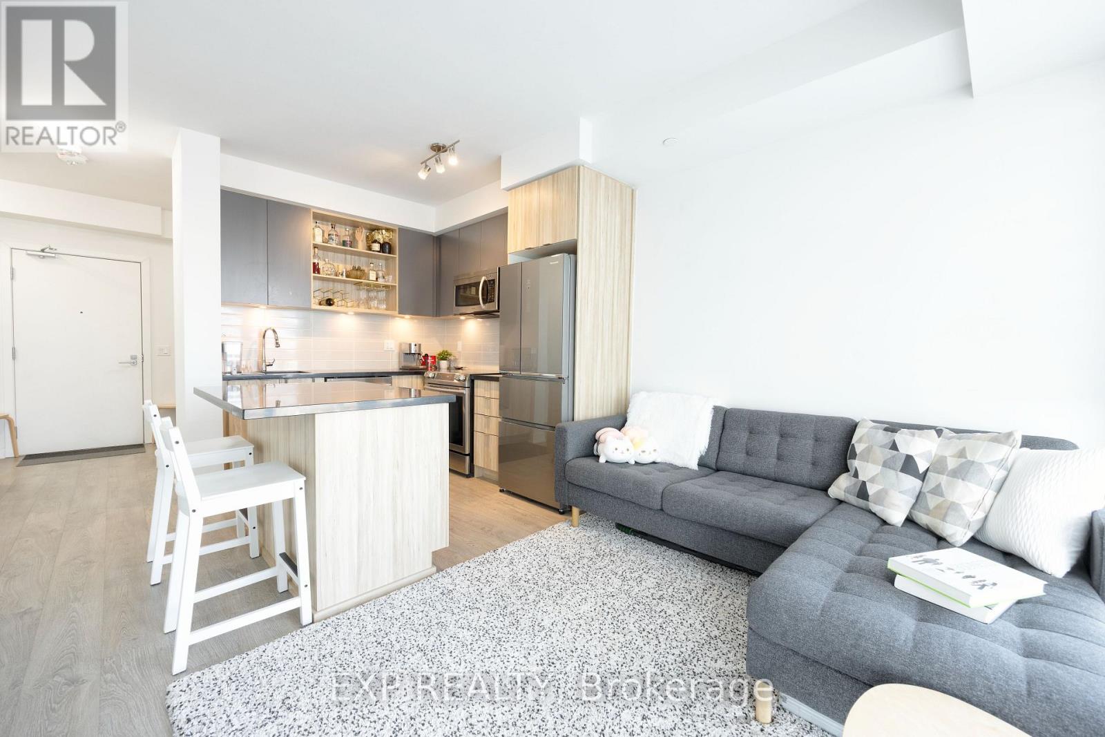 1103 - 4677 Glen Erin Drive, Mississauga, Ontario  L5M 2E3 - Photo 1 - W13775970