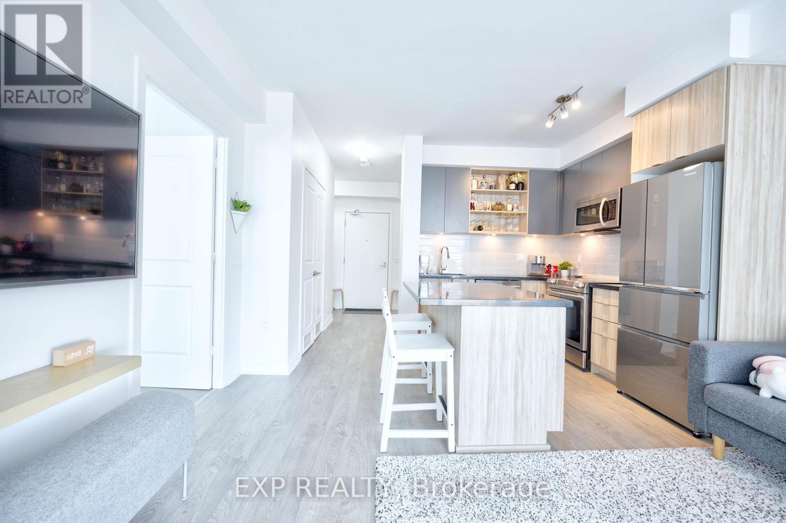 1103 - 4677 Glen Erin Drive, Mississauga, Ontario  L5M 2E3 - Photo 2 - W13775970