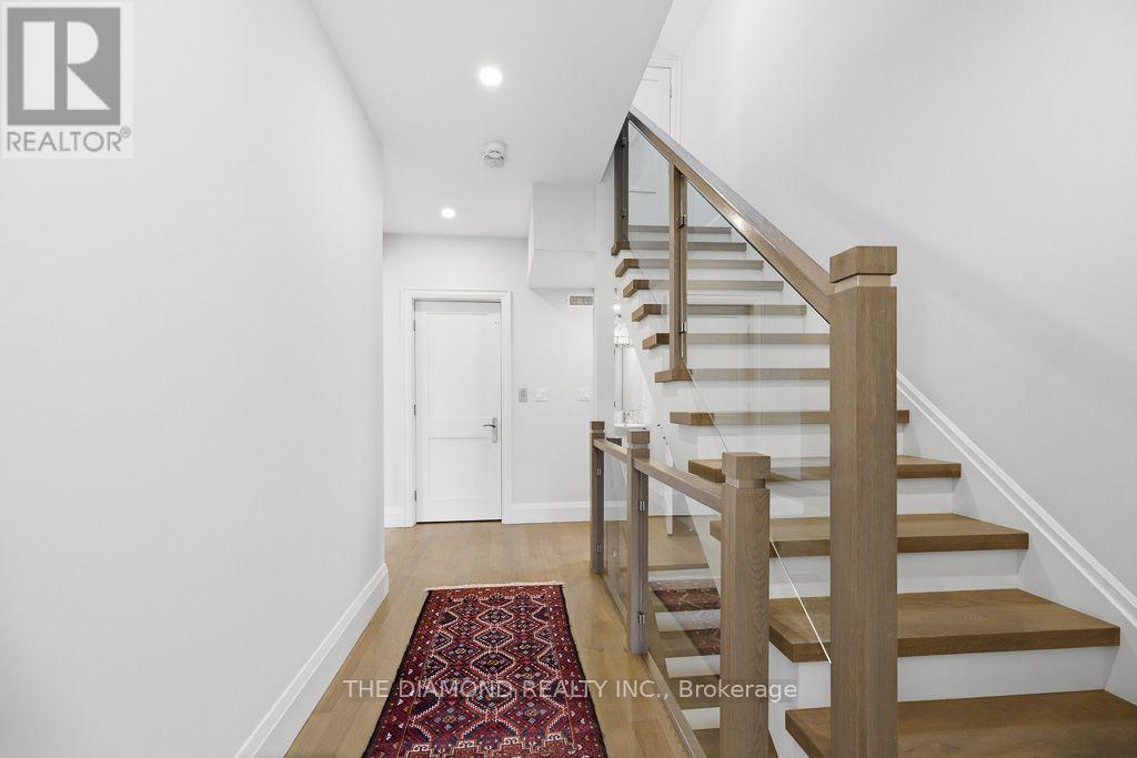 188-190 Westminster Avenue, Toronto, Ontario  M6R 1P1 - Photo 8 - W13758820