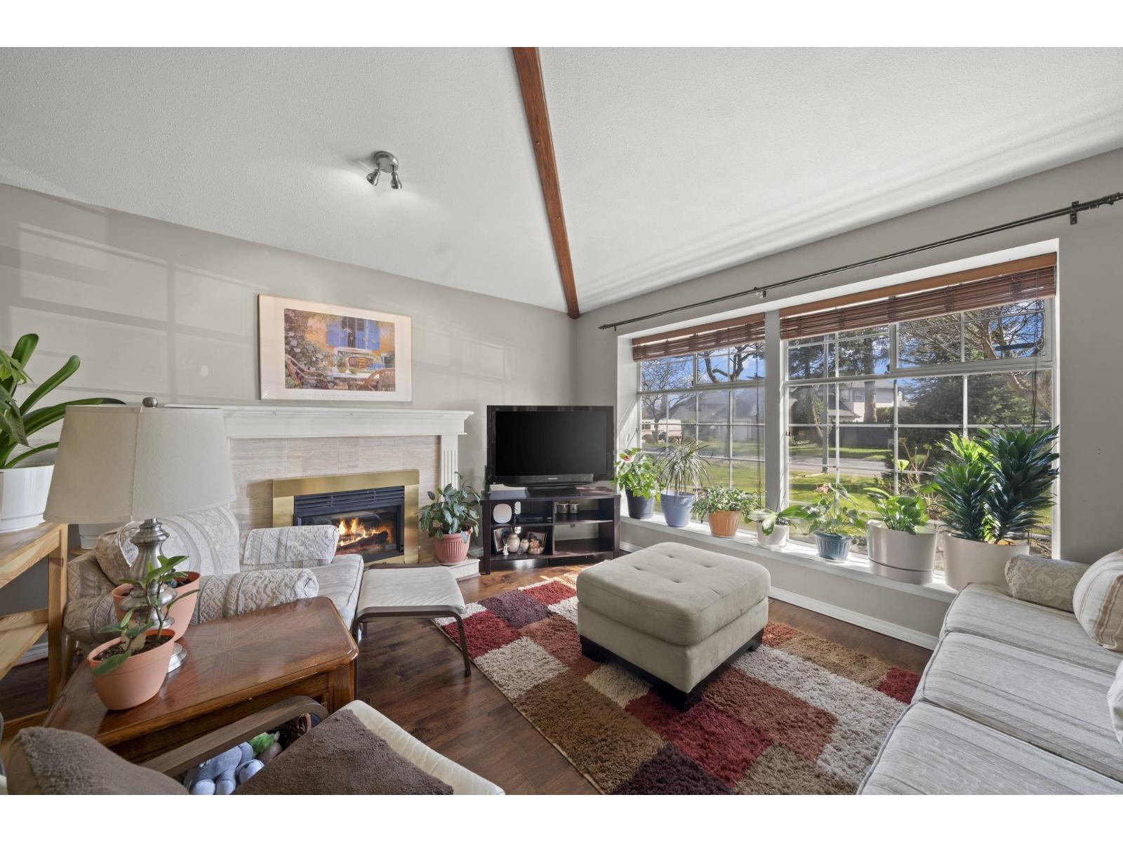 8891 157 Street, Surrey, British Columbia  V4N 2Y8 - Photo 3 - R3164489