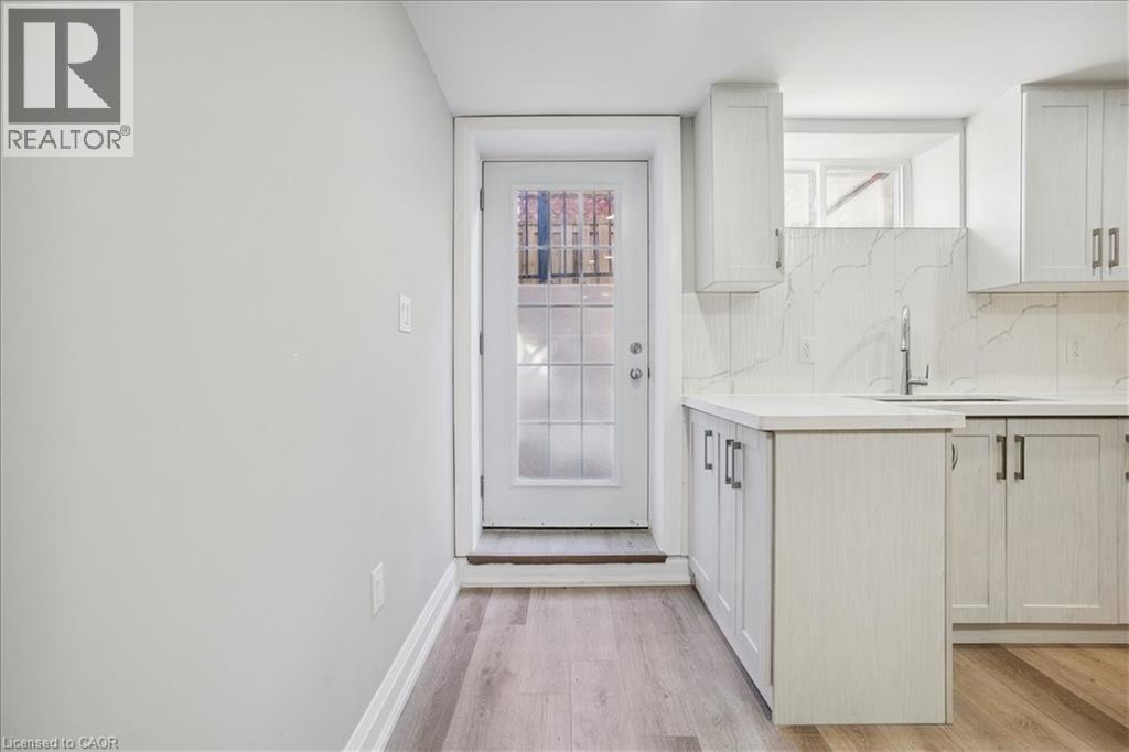 2141 Cleaver Avenue Unit# Lower, Burlington, Ontario  L7M 3R1 - Photo 2 - 40862186