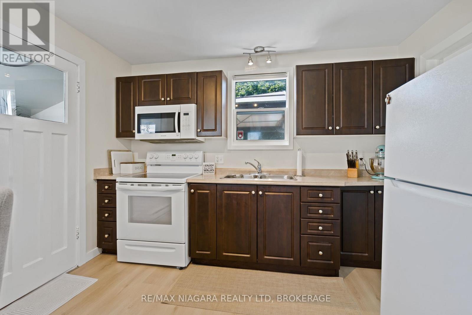 75 Knoll Street, Port Colborne, Ontario  L3K 5A7 - Photo 7 - X13773848