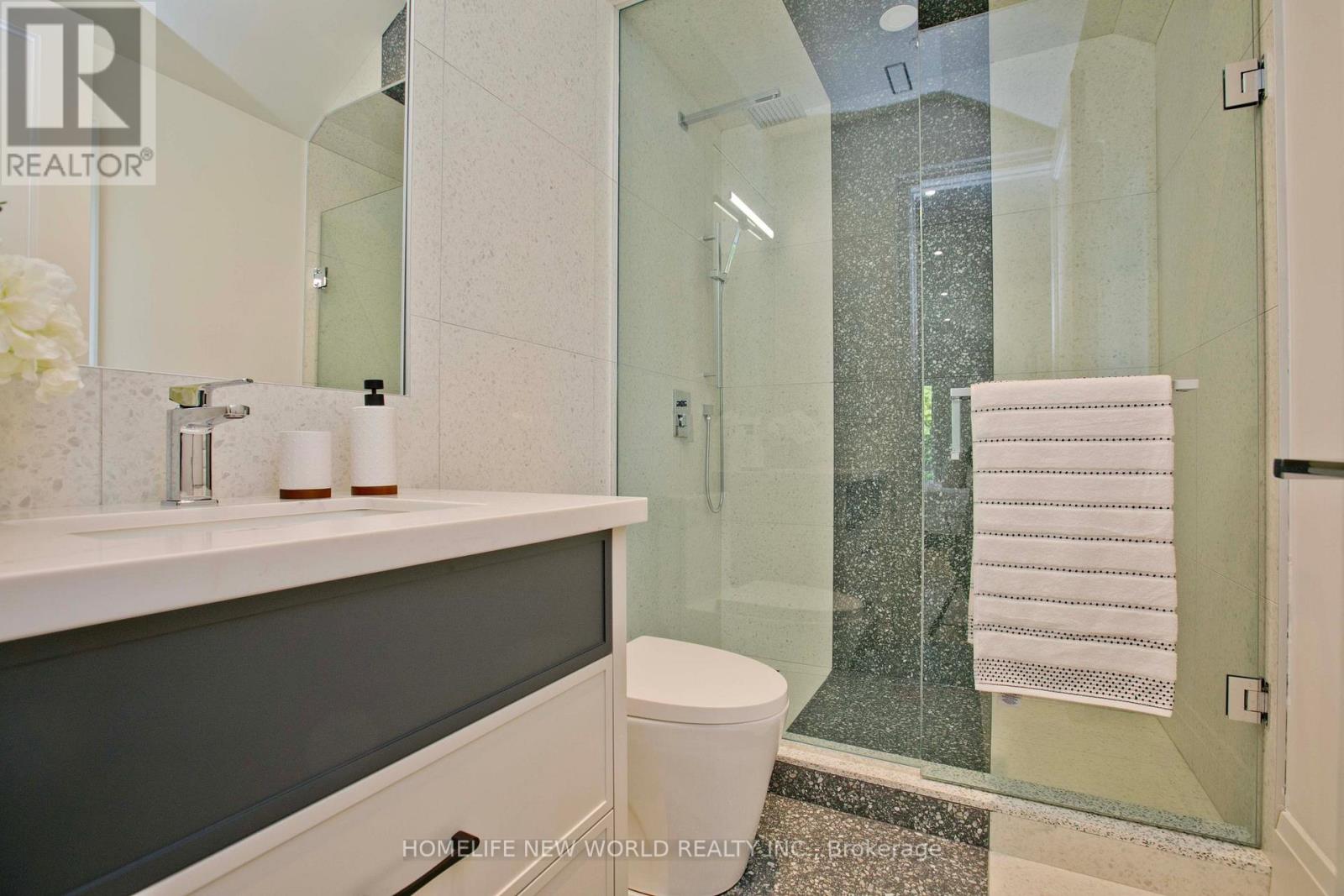 47 Tournament Drive, Toronto, Ontario  M2P 1K2 - Photo 25 - C13775994