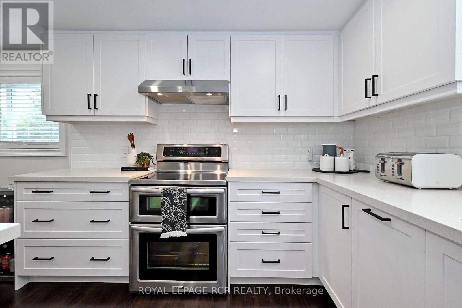 779 Sheppard Avenue, Georgina, Ontario  L4P 3E9 - Photo 13 - N13775982