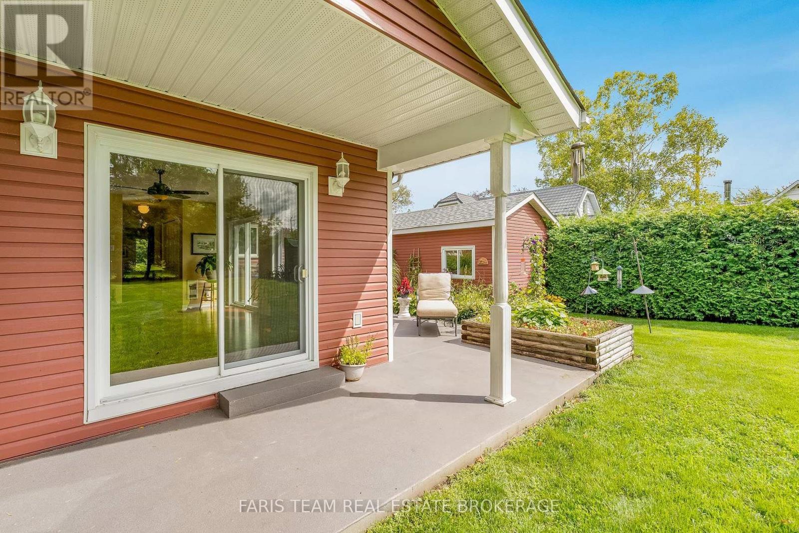 320 Cherry Street, Tay, Ontario  L0K 2C0 - Photo 23 - S13776036