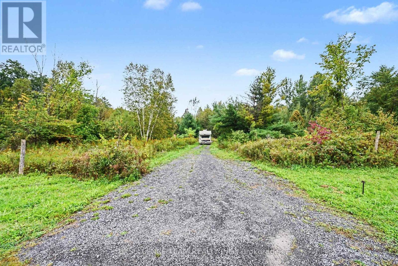 0000 Caber Road, South Glengarry, Ontario  K0C 1S0 - Photo 2 - X13775974